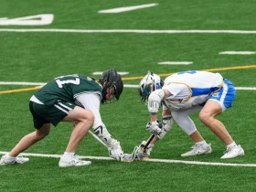 Le lacrosse et son passage d’un jeu local à un sport aux grandes ambitions médiatiques