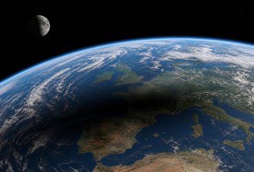 Vue de l’ombre de la Lune projetée sur l’Europe pendant une éclipse solaire